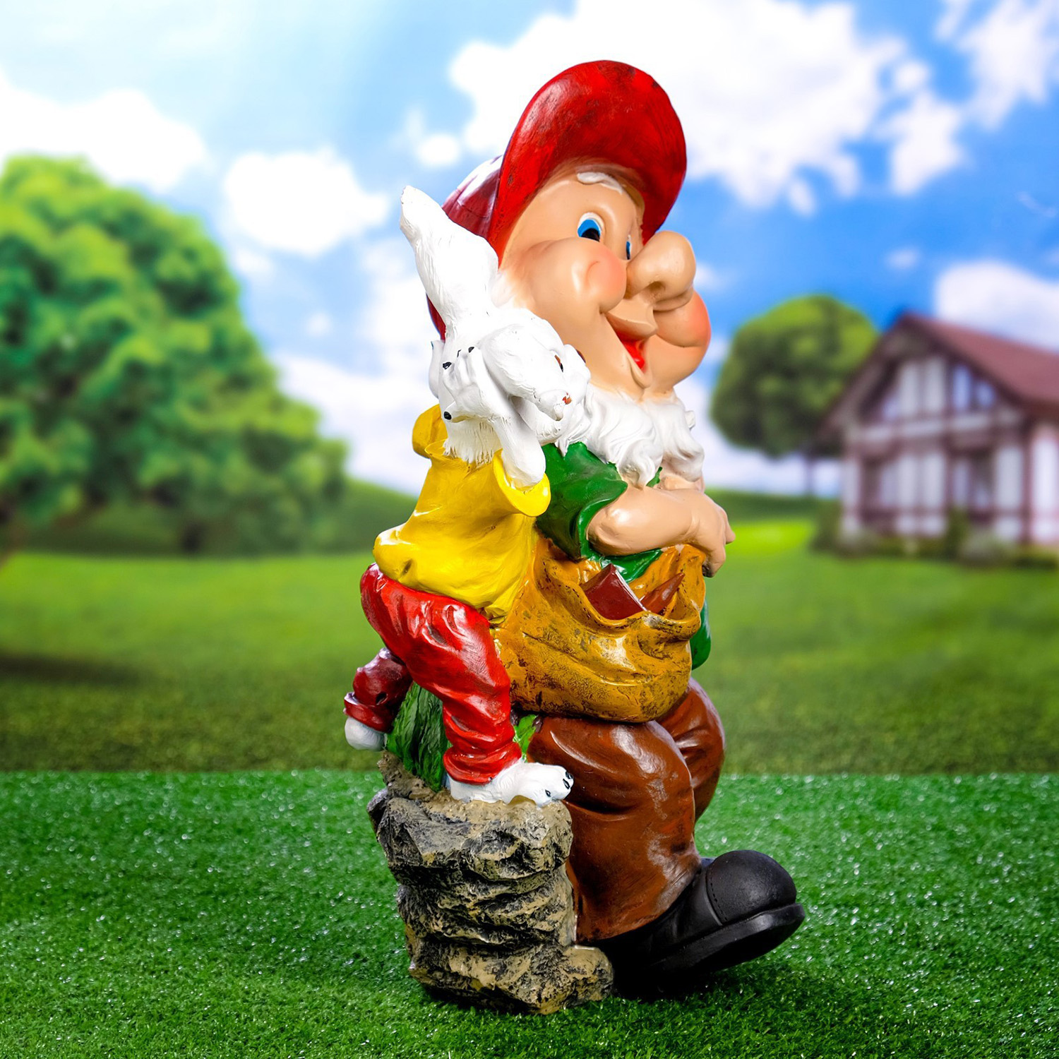 Садовая фигура "Гном с зайцем" 28x49см 7025692