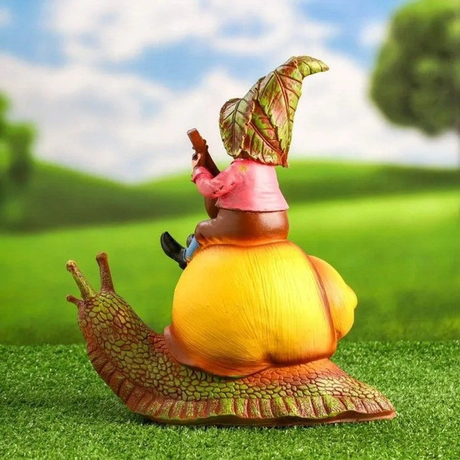 Садовая фигура "Гном на улитке" 30х27х15см 9508752 Садовая фигура "Гном на улитке" 30х27х15см 9508752