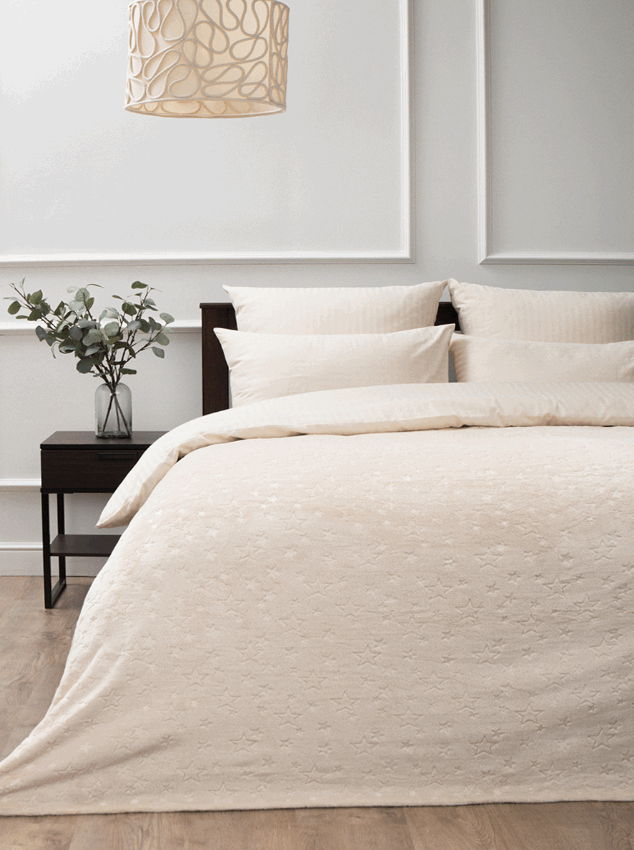 Плед 150*200см фланель звезды бежевый TF FNEL BE11 004/1520 Absolute *1 Плед 150*200см фланель звезды бежевый TF FNEL BE11 004/1520 Absolute *1