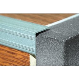 Порог-угол ВНЕШНИЙ ПУ 05 1350мм 087 дуб беленый (20*20мм) Лука *1/6/48 Порог-угол ВНЕШНИЙ ПУ 05 1350мм 087 дуб беленый (20*20мм) Лука *1/6/48