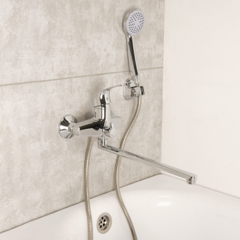 Смеситель для ванны "Potato" P2207C длинный плоский излив, переключатель душа *1/10