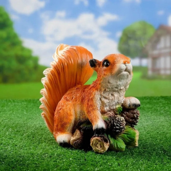 Садовая фигура "Белка на ветке с шишками" 14х24х21см    1259507